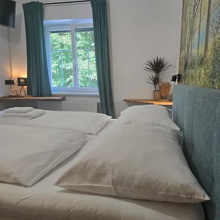 Zum Schiffmeister 3* Wesenufer